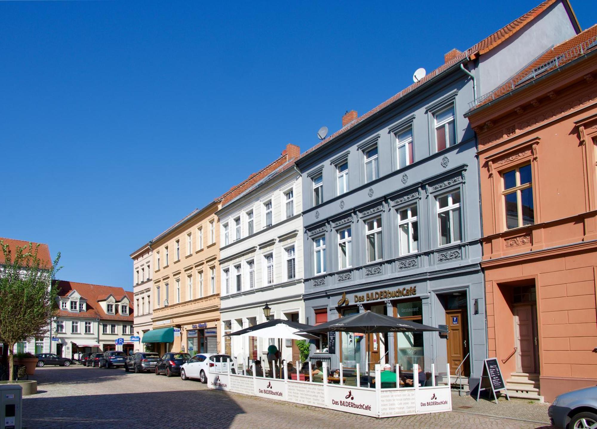 Das Bilderbuchcafe - Pension Markt 7 Havelberg Bagian luar foto